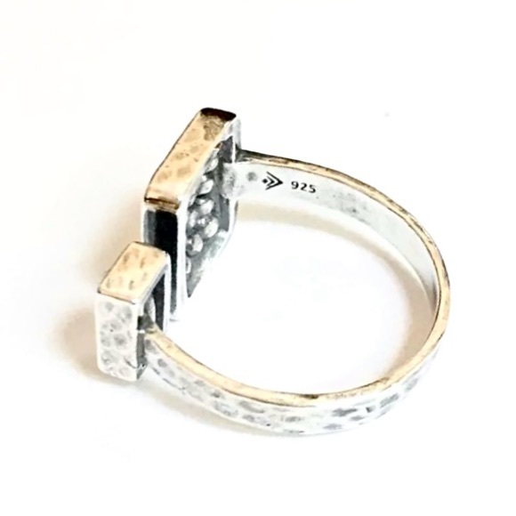 New Silpada Sterling Silver Crystal Cuff
Ring Size 8 (Somewhat) Adjustable - Picture 5 of 6